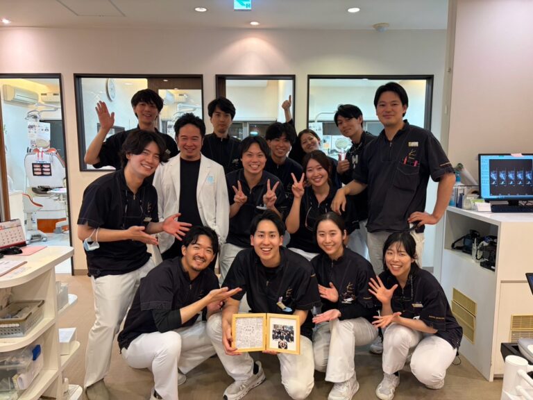 勤務していた医院のスタッフとの集合写真